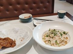 -梅利汴京烤鸭•开封豫菜地标店(东大街店)