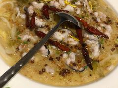 酸菜鸭嘴鱼-漓江又一軒·广西菜·桂林米粉(梅林店)