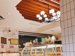 面包甜点陈列柜-老大昌(淮海中路店)
