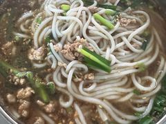 -正宗杨记普洱酸醋米线(总店)