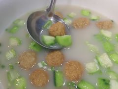 胜瓜鱼腐汤-勒南公舍(龙江店)