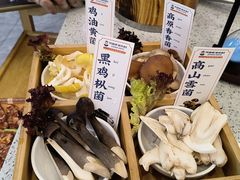 -阿婆情腊排骨火锅(金虹路店)