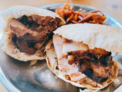烧饼夹肘子肉-昌顺马记小吃店(昌盛园店)