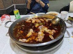红锅锅底-蛙鱼道美蛙鱼自助火锅(新耍都店)