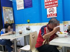 大堂-重庆麻辣烫(国权路店)