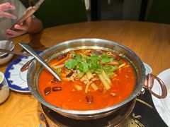 -娜仁图雅蒙古美食村(33小镇店)