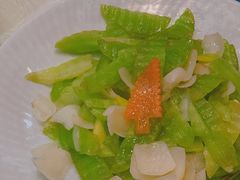 -鹊华居·地道鲁菜·海鲜·融合味(大明湖店)