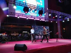 -绿地风尚天地广场