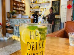 气泡水-几静cafe(基湖店)