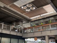 -ROAST coffee & eatery