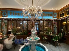 -秘密旅行Bonjour(黑金冠 江南西店)