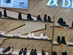 -云柏鞋业(十里堡店)