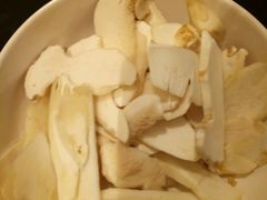 -黔蘑菇四季餐厅(观山湖店)