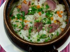 -香巴拉云南餐厅(华莱坞店)