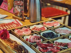 -青瓦炭韩潮烤肉(花园道店)