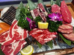 -明洞阿姨·韩式酱蟹烤肉·创意料理(三元桥店)