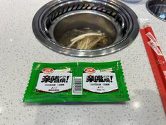-龍歌自助小火锅(市北CBD万达店)