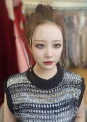 点击看大图 -爱伊人婚纱礼服美妆馆