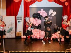 -里堂派对·独栋团建聚会小院轰趴馆(三圣乡店)