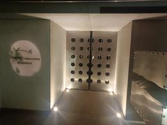 -穹六人间 people 6(岳阳路店)