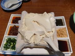 -95号酱骨·一块豆腐(展春园西路店)