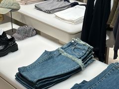 -URBAN REVIVO(西安Momopark店)