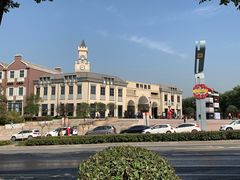 -王府井奥莱临潼小镇(临潼店)