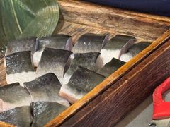 -围炉肉舍•炭烤活鳗•丹东海鲜烤肉(步行街店)