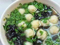 鱼丸汤-老滕家过桥米线(金鱼胡同店)
