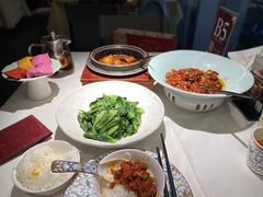 -千百味红餐厅·非遗江西菜(绿地双子塔总店)
