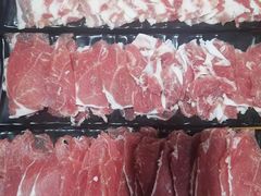 -果松木炭酸菜铜火锅·外婆参鸡汤