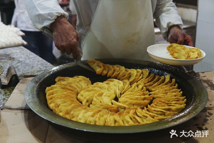 李记清真馆牛肉锅贴图片