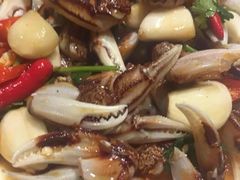 -喝丢一只鞋辣炒海鲜小烧烤(三八广场店)
