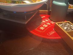 -魏铭鱼头捞饭(晋阳路店)