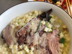 -陈熹公民族美食文化餐厅(中华广场店)