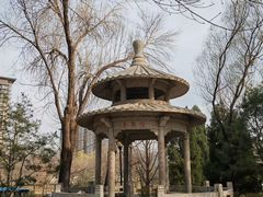-玲珑塔公园