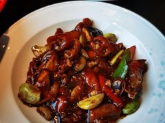 腊八蒜烧肥肠-羲和雅苑•北京烤鸭(乐园道万象城店)