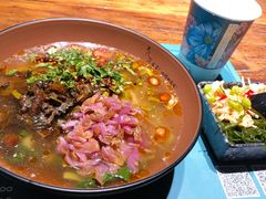 -八月美食小馆(银泰城总店)