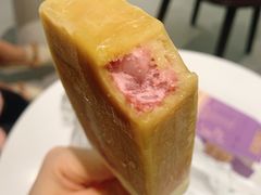 -喜茶(杭州滨江宝龙店)