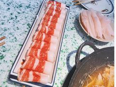-鸿姐老火锅(疁城新天地店)