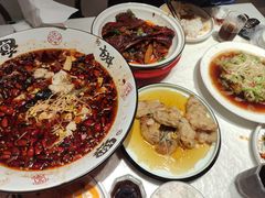 -辣小妮de川菜馆(红旗Mall店)