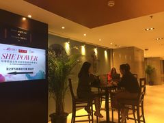 -上海龙之梦万丽酒店