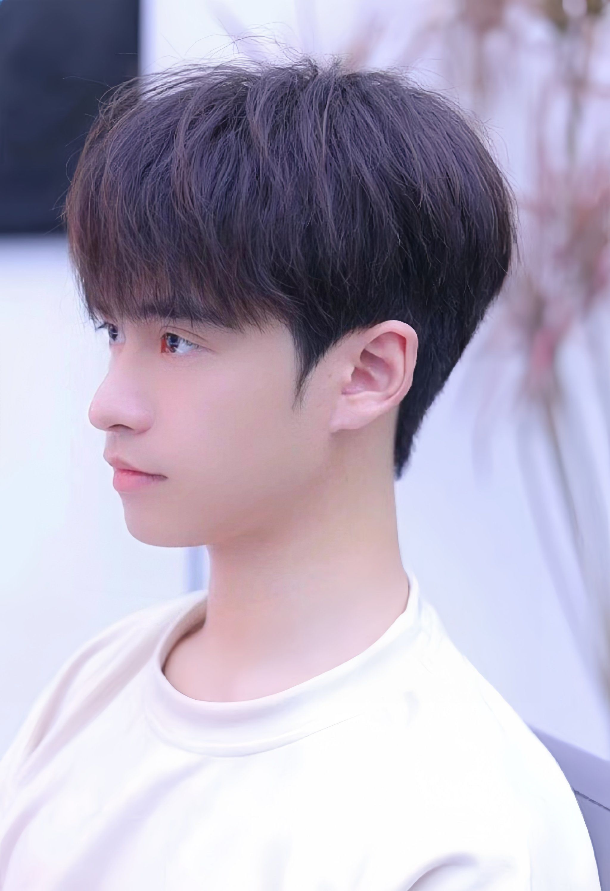 男生简洁发型