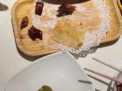 -小鱼小牛(世欧广场店)