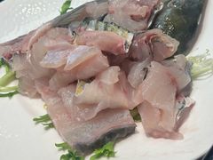 -得意咚瓜·顺德鱼生·冬瓜火锅(深圳首店)