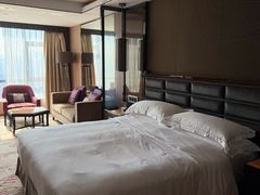 -中山利和希尔顿酒店