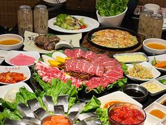 -木槿花韩式炭烤·熟成肉工坊(孙文东路店)