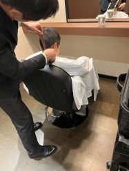 -悦Salon发型设计