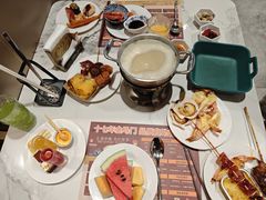 -金马门国际美食百汇(珞喻路店)
