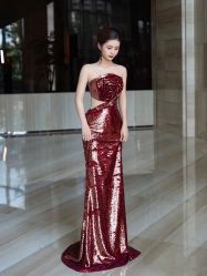 -衣贝姿婚纱礼服馆